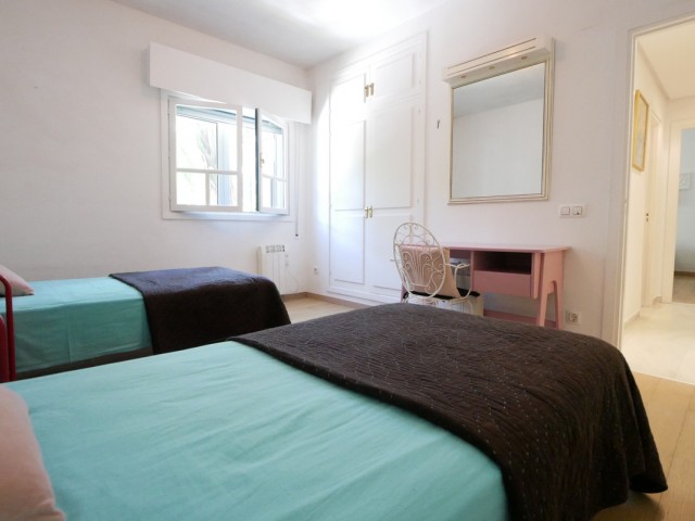 3 Bedrooms Apartment in Puerto de Cabopino