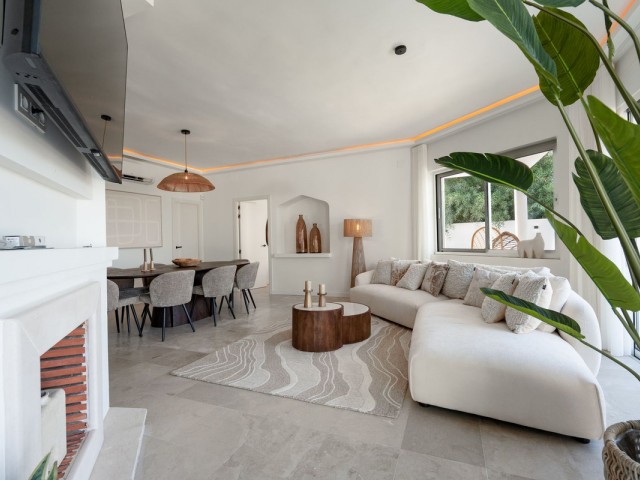 4 Bedrooms Villa in Guadalmina Alta