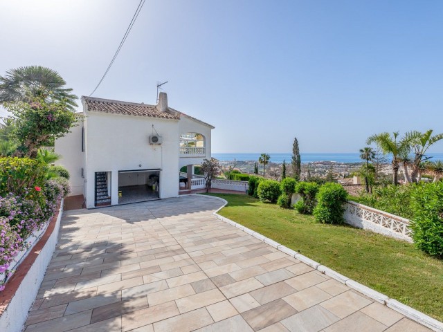 5 Soveroms Villa i Benalmadena