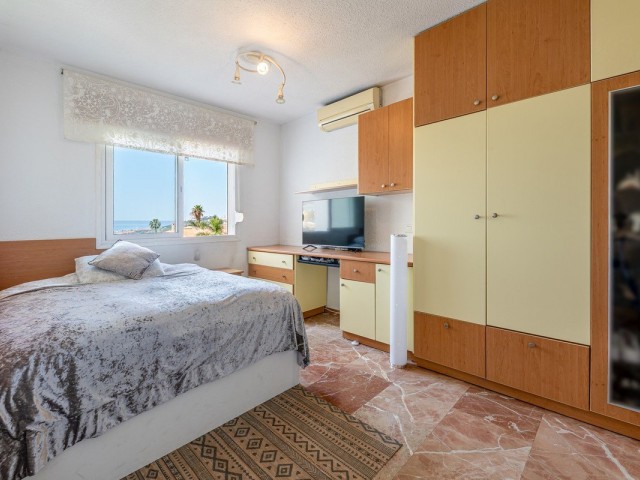 5 Bedrooms Villa in Benalmadena