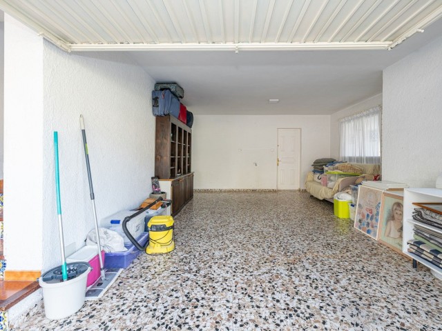 5 Bedrooms Villa in Benalmadena