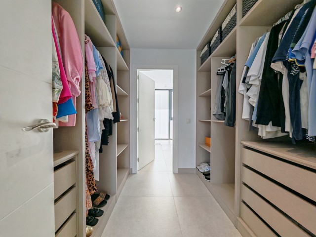 5 Soveroms Villa i Estepona
