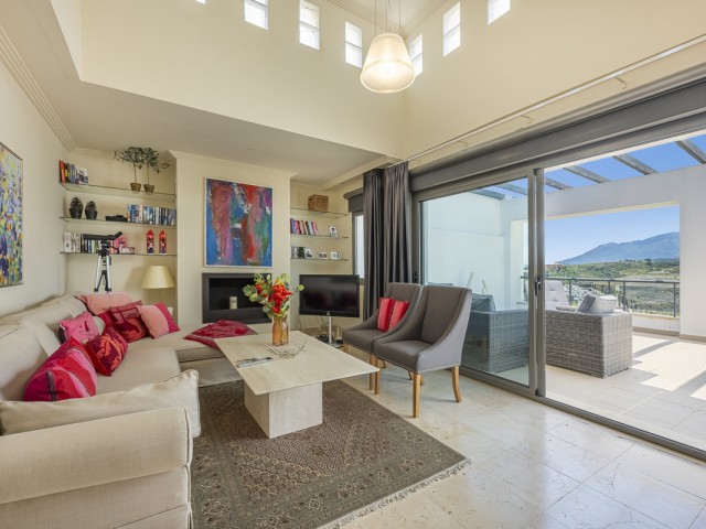 Penthouse avec 3 Chambres  à Benahavís
