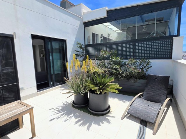 Penthouse avec 3 Chambres  à La Colina