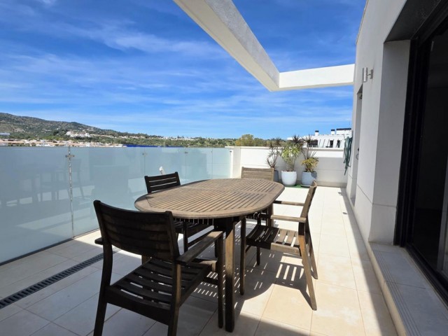 Penthouse avec 3 Chambres  à La Colina