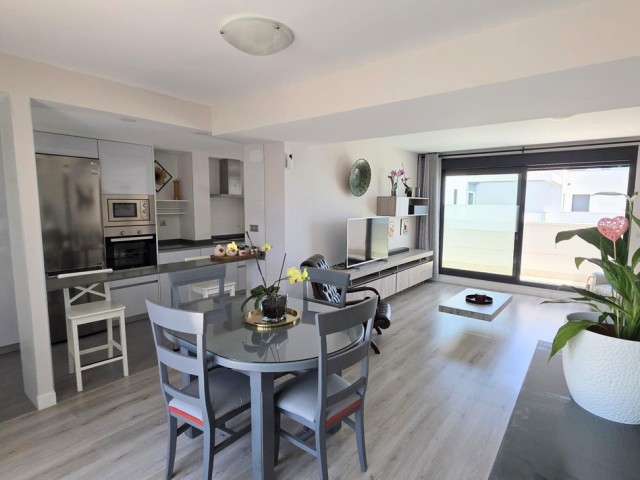 Penthouse avec 3 Chambres  à La Colina