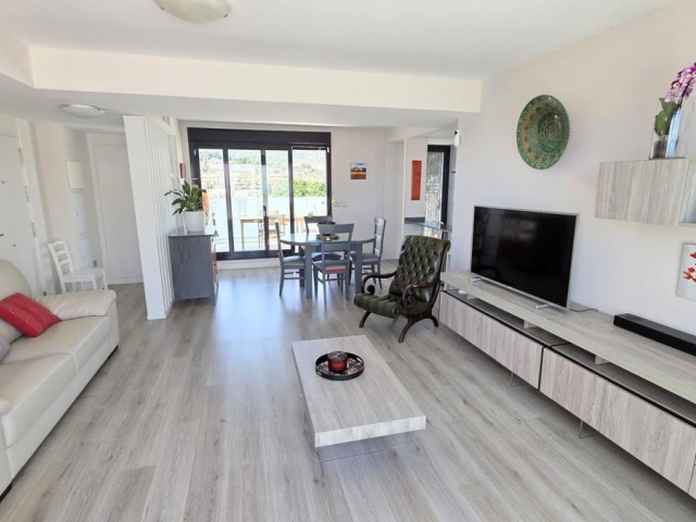 Penthouse avec 3 Chambres  à La Colina