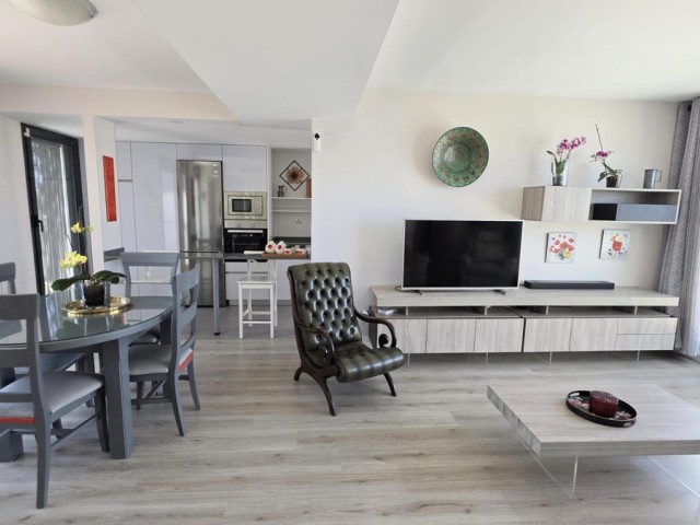 Penthouse avec 3 Chambres  à La Colina