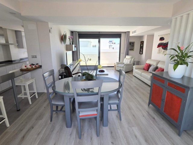 Penthouse avec 3 Chambres  à La Colina