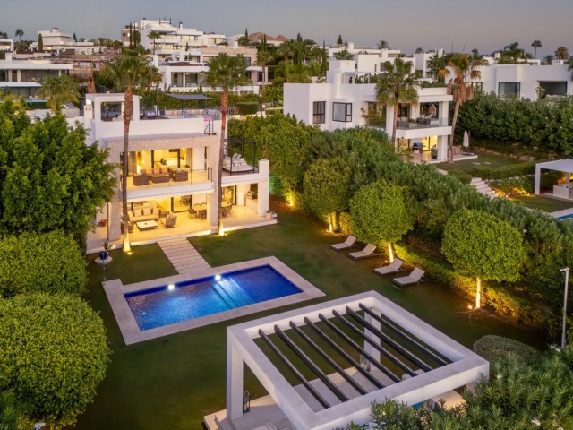 Villa, Nueva Andalucia