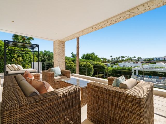 6 Bedrooms Villa in Nueva Andalucía
