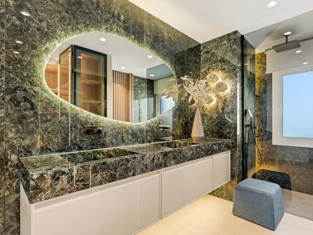 Penthouse in Estepona