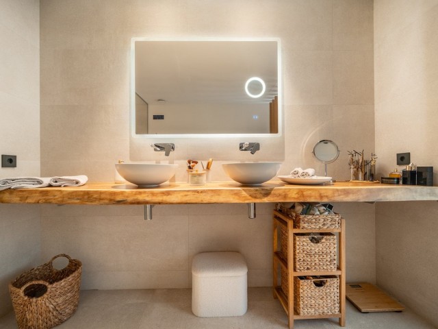 2 Bedrooms Apartment in Sotogrande
