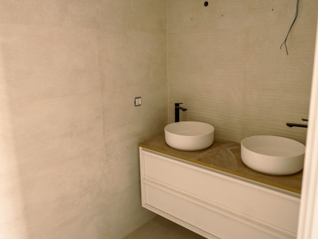 2 Bedrooms Apartment in Estepona