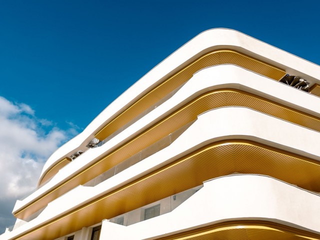 2 Bedrooms Apartment in Estepona