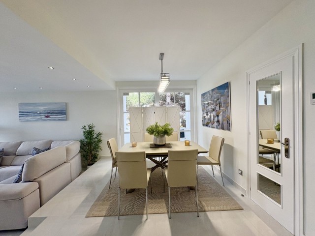Appartement avec 2 Chambres  à Elviria