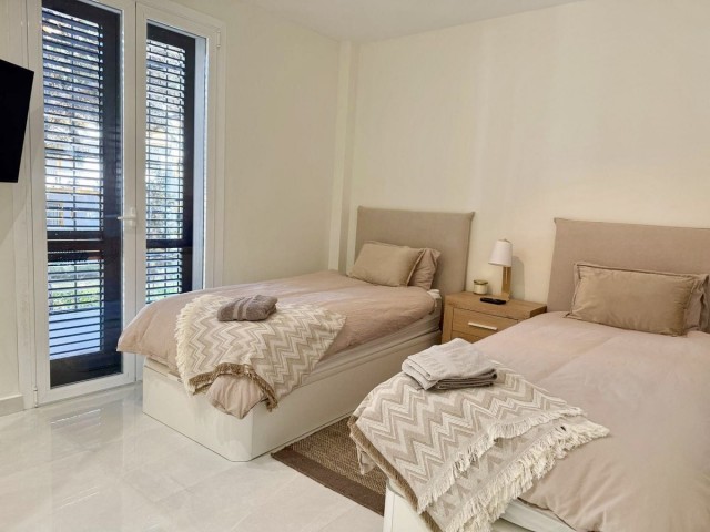 Appartement avec 2 Chambres  à Elviria