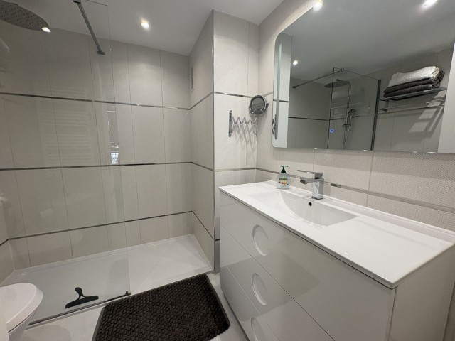 Appartement avec 2 Chambres  à Elviria