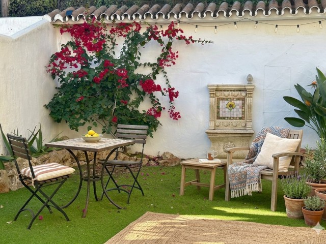 3 Slaapkamer Rijtjeshuis in Nueva Andalucía