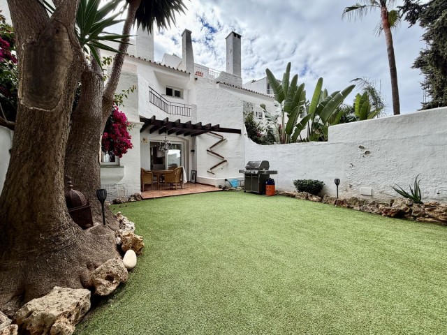 3 Bedrooms Townhouse in Nueva Andalucía
