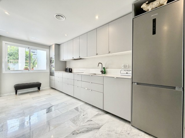 3 Bedrooms Townhouse in Nueva Andalucía