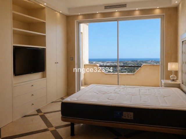 3 Bedrooms Apartment in Benahavís