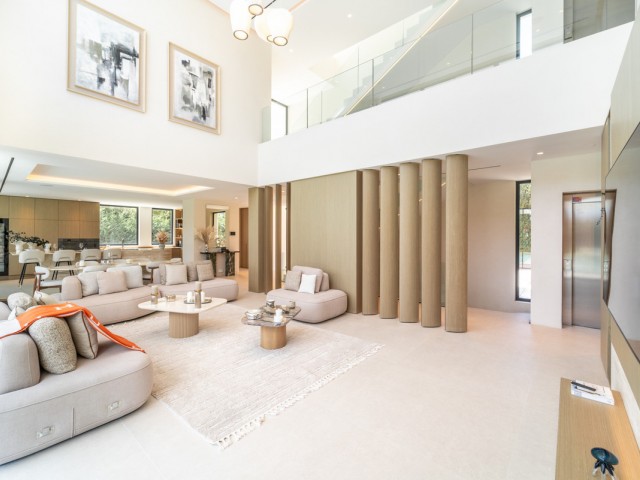 6 Bedrooms Villa in Los Monteros