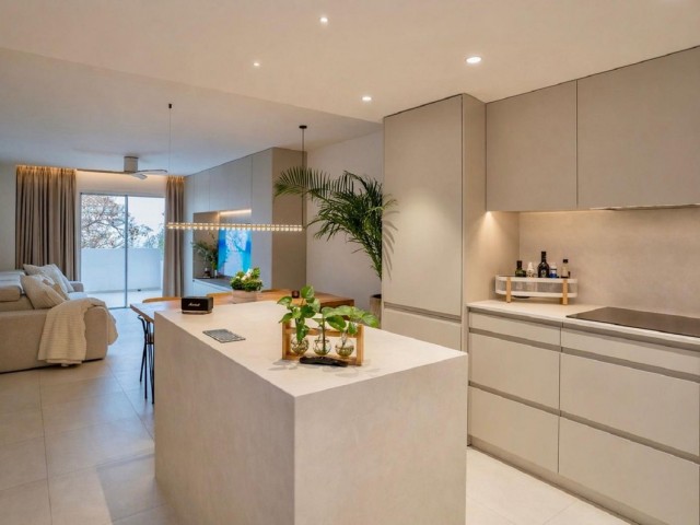 Apartment, Benalmadena Pueblo, R5368801