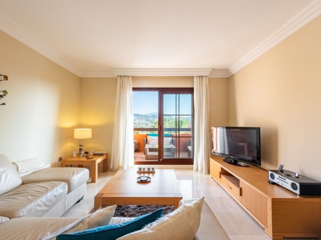 3 Bedrooms Apartment in Benahavís