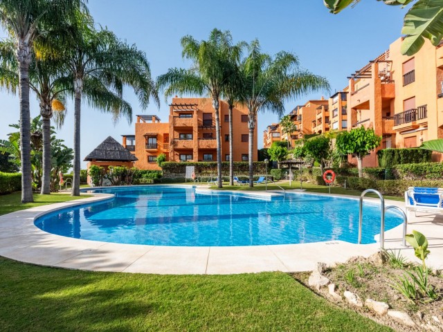 3 Bedrooms Apartment in Benahavís