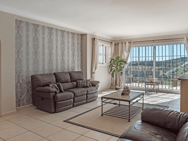 4 Bedrooms Villa in Estepona