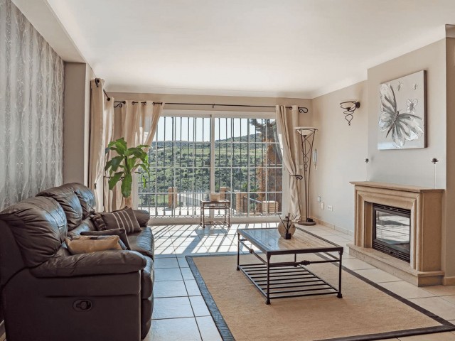 4 Bedrooms Villa in Estepona