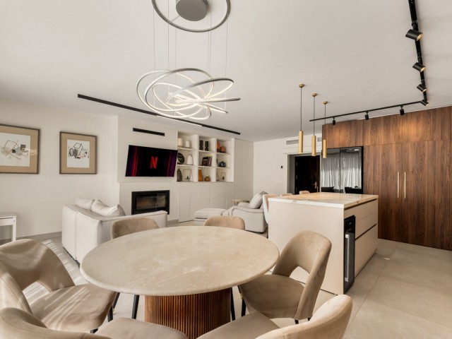 4 Bedrooms Townhouse in Estepona