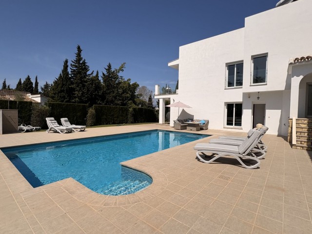 6 Bedrooms Villa in Mijas Costa
