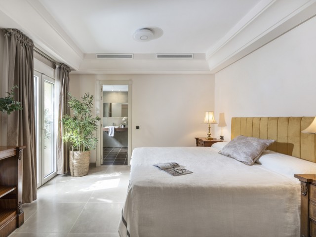 3 Bedrooms Apartment in Sotogrande Alto