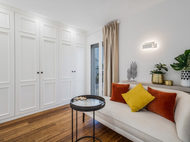 4 Slaapkamer Rijtjeshuis in The Golden Mile