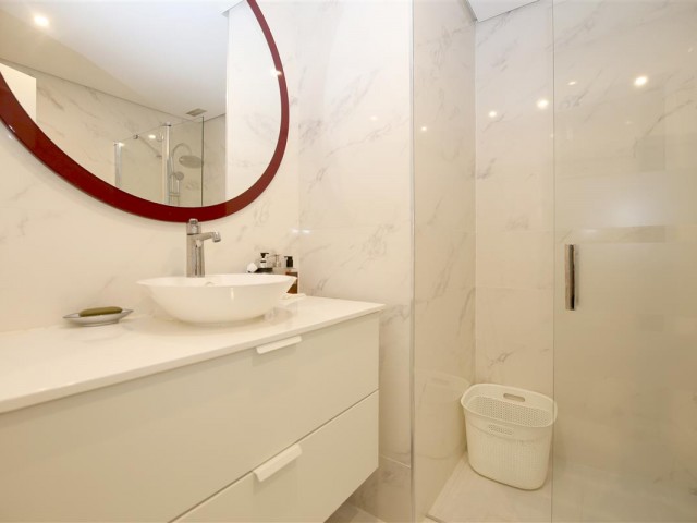 2 Bedrooms Apartment in Estepona