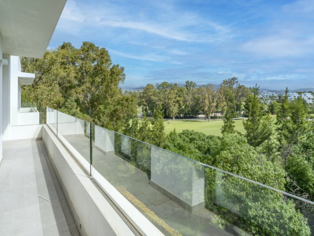 Penthouse avec 3 Chambres  à Estepona