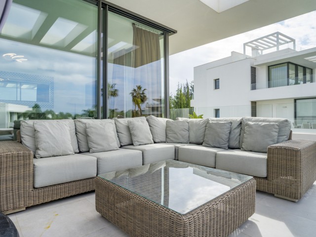 Penthouse avec 3 Chambres  à Estepona