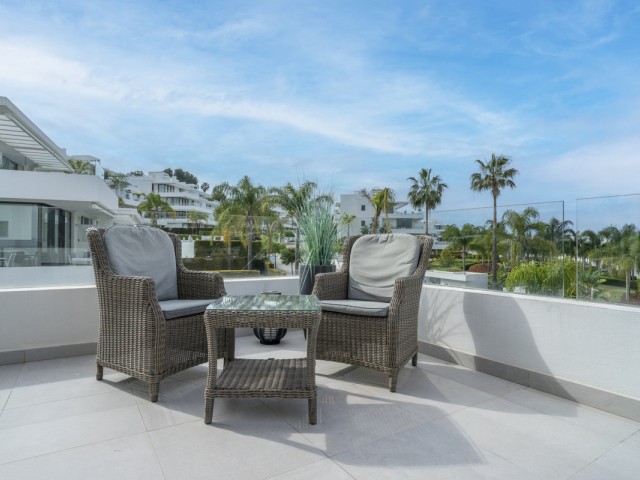 Penthouse avec 3 Chambres  à Estepona