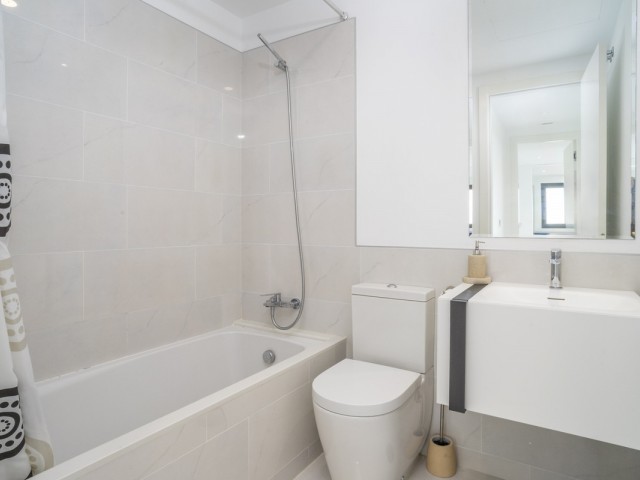 Penthouse avec 3 Chambres  à Estepona