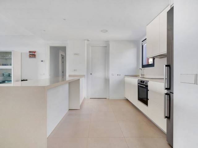 4 Bedrooms Apartment in Fuengirola