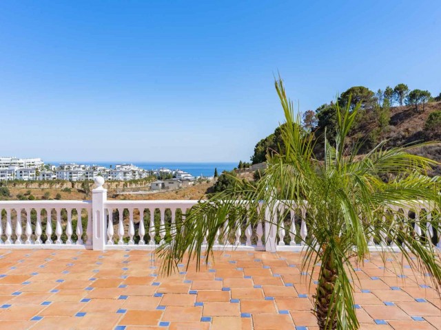 5 Makuuhuoneen Huvila Estepona