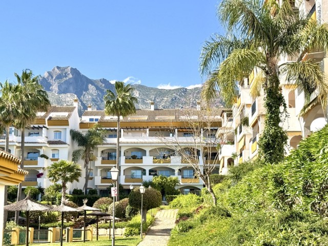 Apartment, Nagüeles, R5367706
