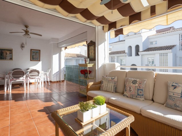 2 Bedrooms Apartment in San Pedro de Alcántara
