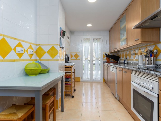 2 Bedrooms Apartment in San Pedro de Alcántara