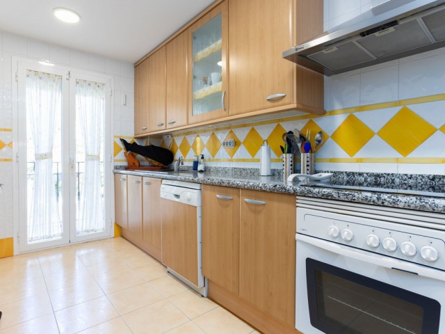 2 Bedrooms Apartment in San Pedro de Alcántara