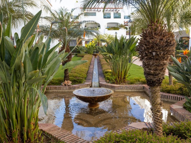 2 Bedrooms Apartment in San Pedro de Alcántara