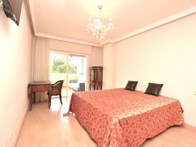 3 Bedrooms Apartment in Marbella