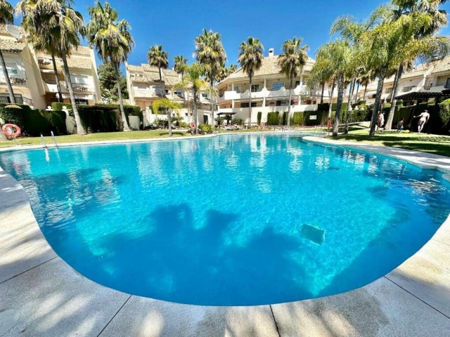 3 Bedrooms Townhouse in Marbella